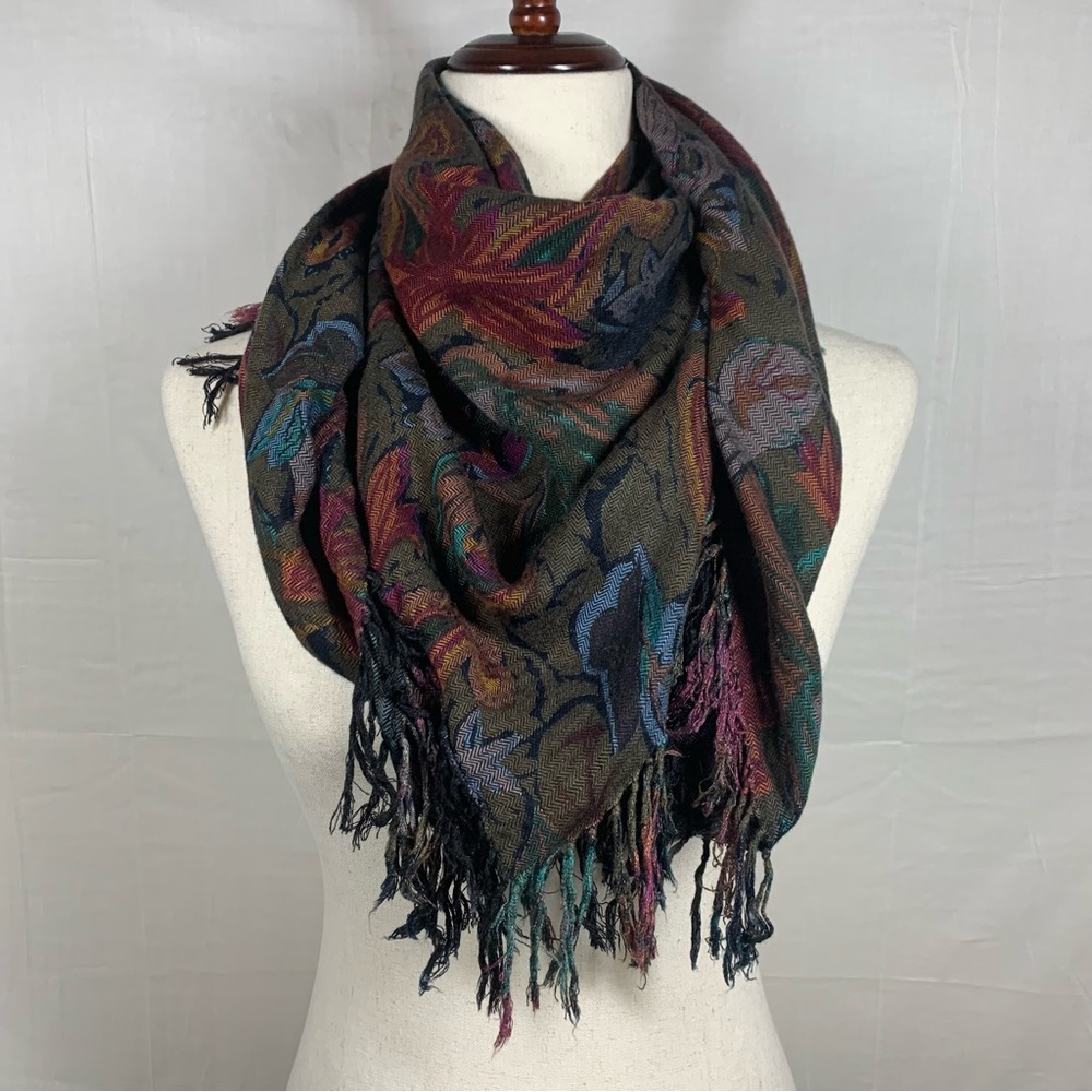 Private Collection by House of Lloyd‎ 100% Rayon Square Scarf Black Blues Reds